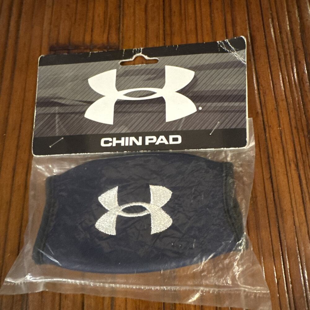 New Under Armour Chin Pad Football Hockey Navy Blue Black ONE SIZE Stretch